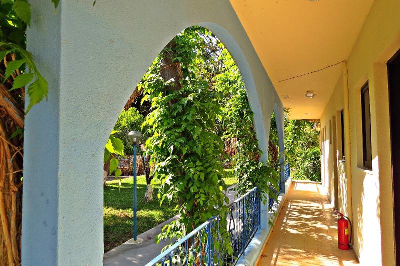 Petaloudes Maritime Hotel Apartments المظهر الخارجي الصورة