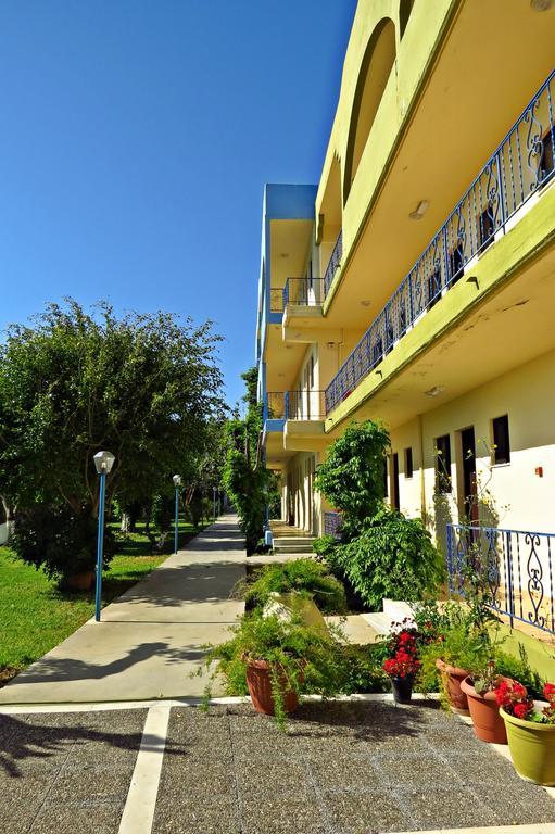 Petaloudes Maritime Hotel Apartments المظهر الخارجي الصورة