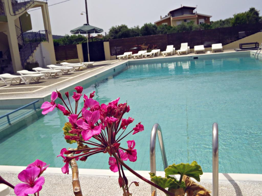 Petaloudes Maritime Hotel Apartments المظهر الخارجي الصورة