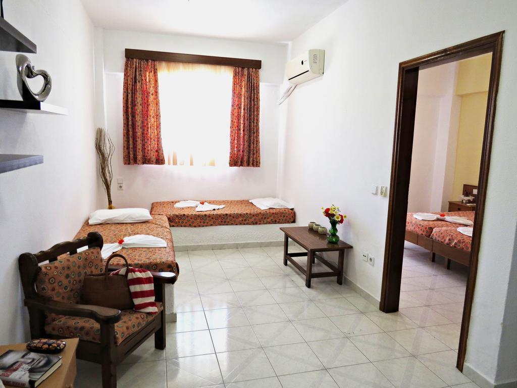 Petaloudes Maritime Hotel Apartments المظهر الخارجي الصورة