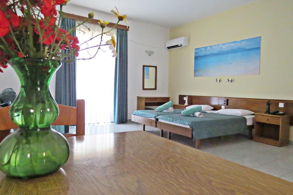 Petaloudes Maritime Hotel Apartments المظهر الخارجي الصورة