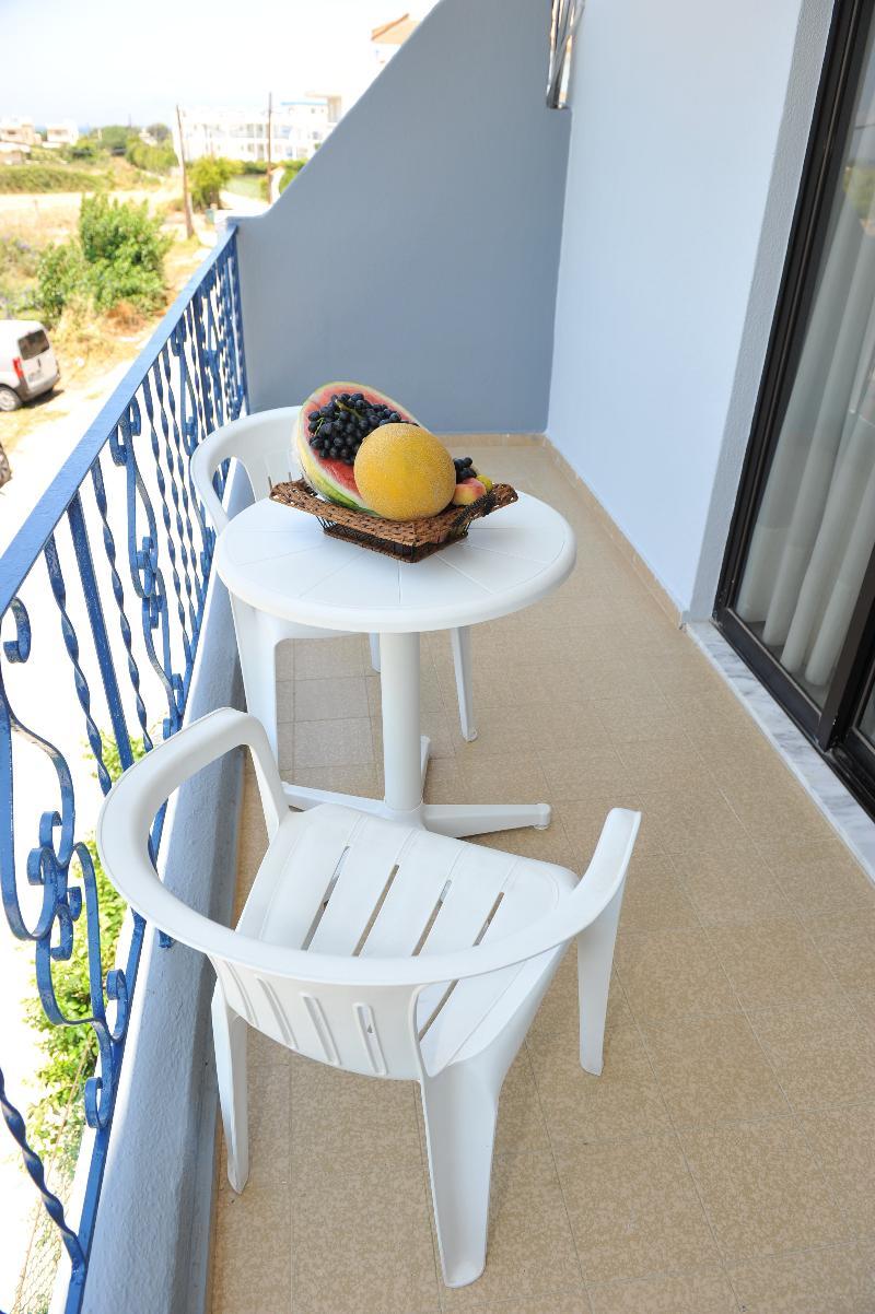Petaloudes Maritime Hotel Apartments المظهر الخارجي الصورة